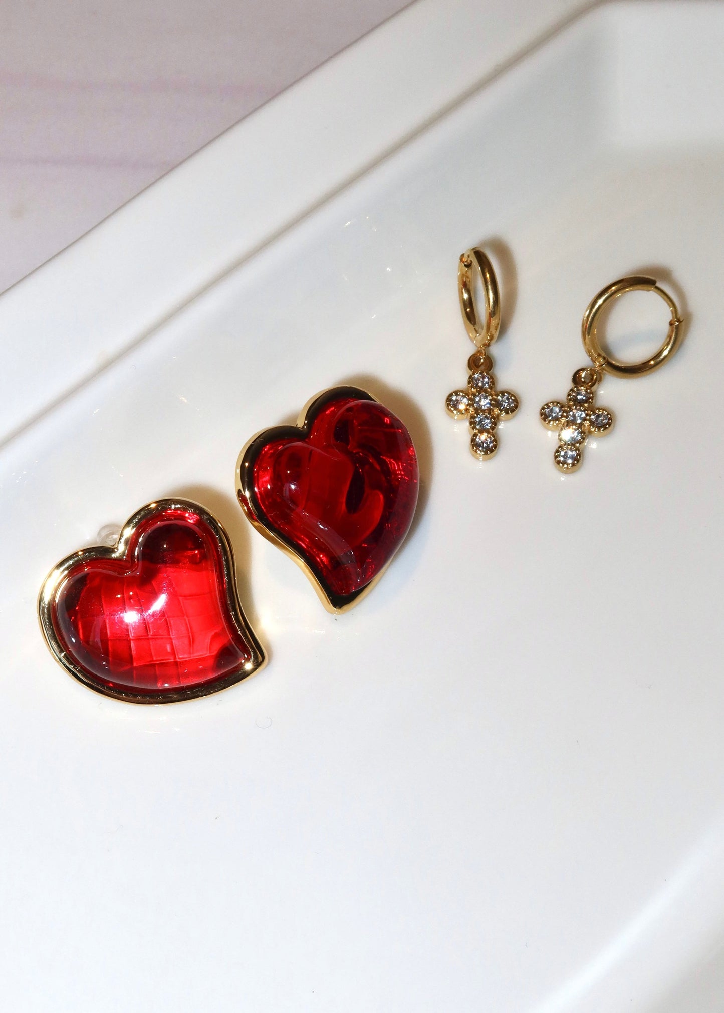 Mon Coeur T'adore Heart Earrings