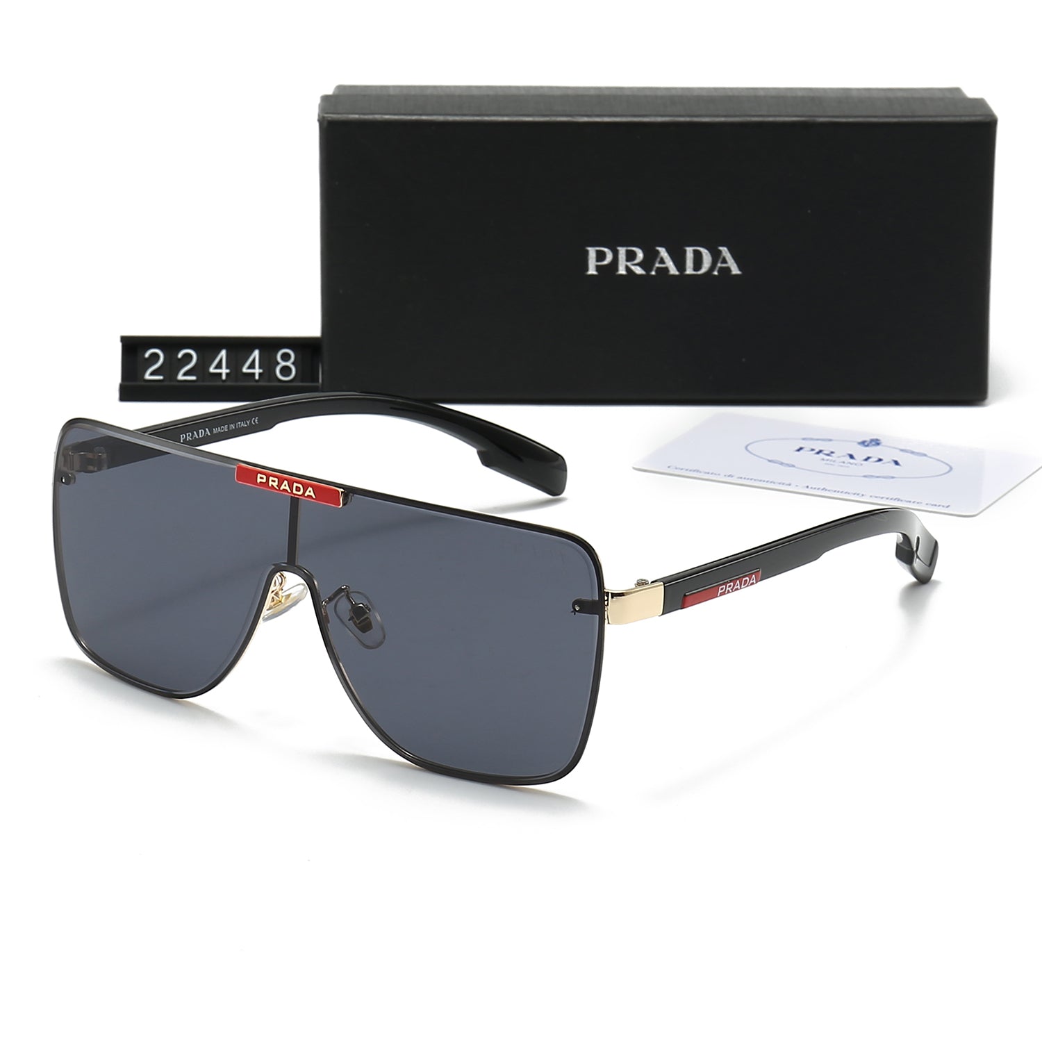 Neue Sonnenbrille mit großem Rahmen