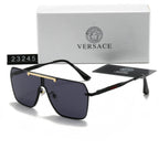 Neue Sonnenbrille mit großem Rahmen