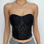 Top a tubino con cerniera e scollo a cuore in patchwork di pizzo 
