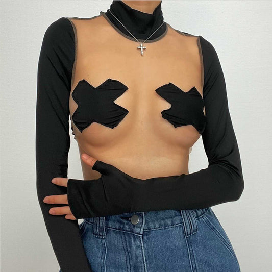 Crop Top mit hohem Kragen und langen Ärmeln aus Mesh und Patchwork