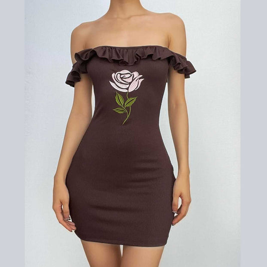 Geripptes Minikleid mit Flügelärmeln und Blumenstickerei und Rüschen 