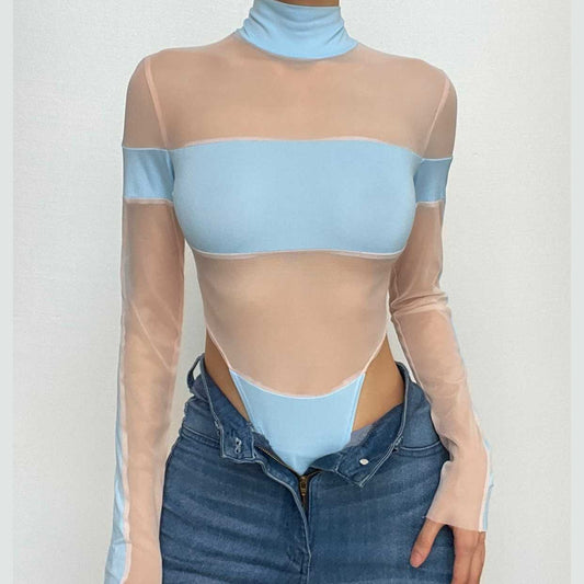 Hochgeschlossener, langärmliger Bodysuit aus Mesh-Patchwork in Kontrastfarbe 