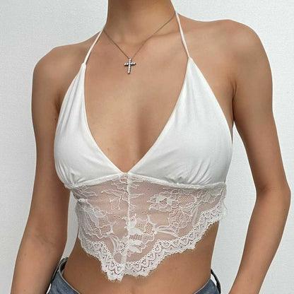 Top corto con laccetti allacciati alla schiena e scollo a V in patchwork di pizzo