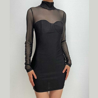 Langärmliges Minikleid mit Rollkragen und Patchwork aus massivem Netzstoff