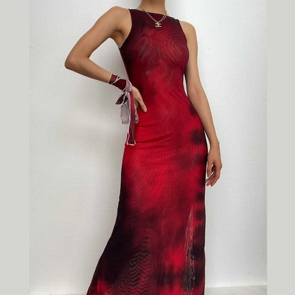Ärmelloses Midikleid aus transparentem Netzstoff mit Kontrastdruck und Schlitz