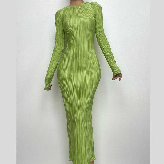 Langärmliges, strukturiertes Maxikleid mit Rundhalsausschnitt und Rüschen