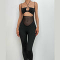 Netz-Patchwork-Set mit einfarbiger, ausgehöhlter, rückenfreier Neckholder-Hose 
