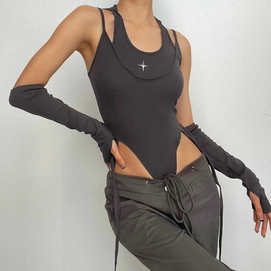 Body con cappuccio e nastro in tinta unita con guanti e applicazione a stella patchwork 