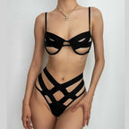 Ausgehöhltes, gekreuztes, vorn durchgehendes, rückenfreies Camisole-Hosenset 