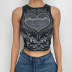 Crewneck sleeveless heart pattern contrast crop top