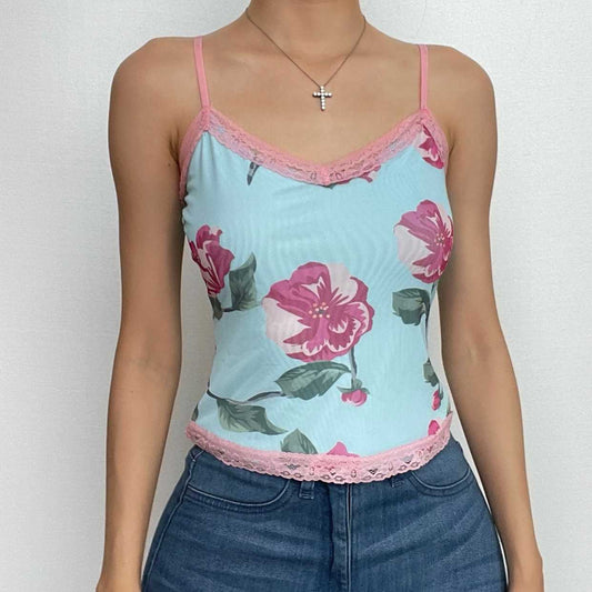 Top in rete a contrasto con scollo a V e stampa floreale con orlo in pizzo 