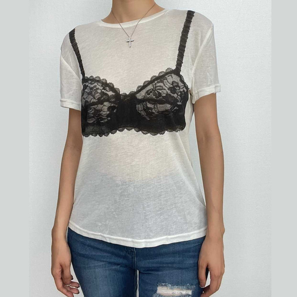 Top girocollo a maniche corte con motivo a reggiseno a contrasto 