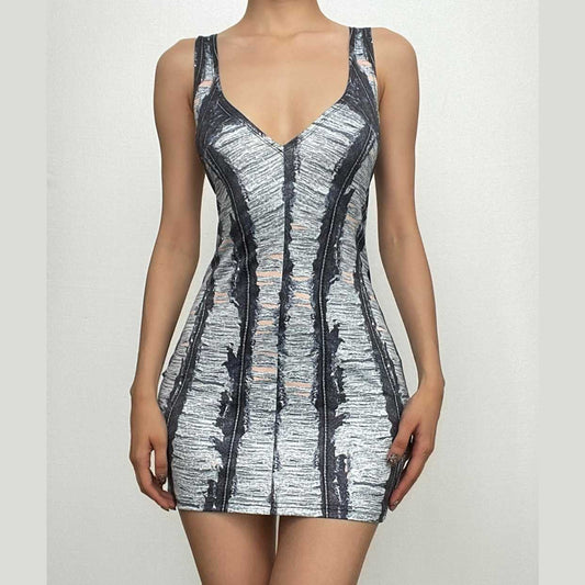 Rückenfreies, ärmelloses Minikleid mit V-Ausschnitt und Jeansdruck in Kontrastfarbe 