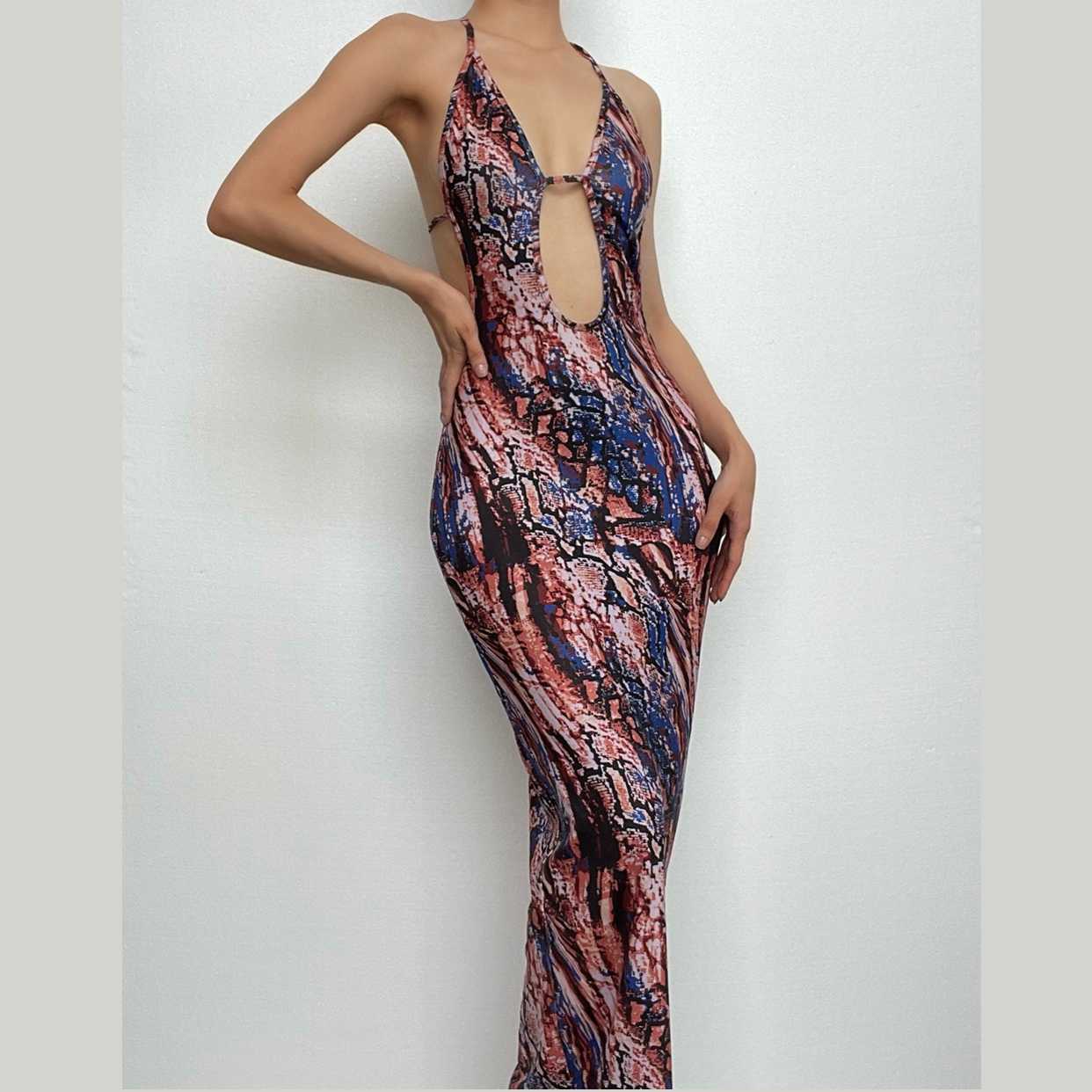 Backless hollow out halter self tie contrast print maxi dress