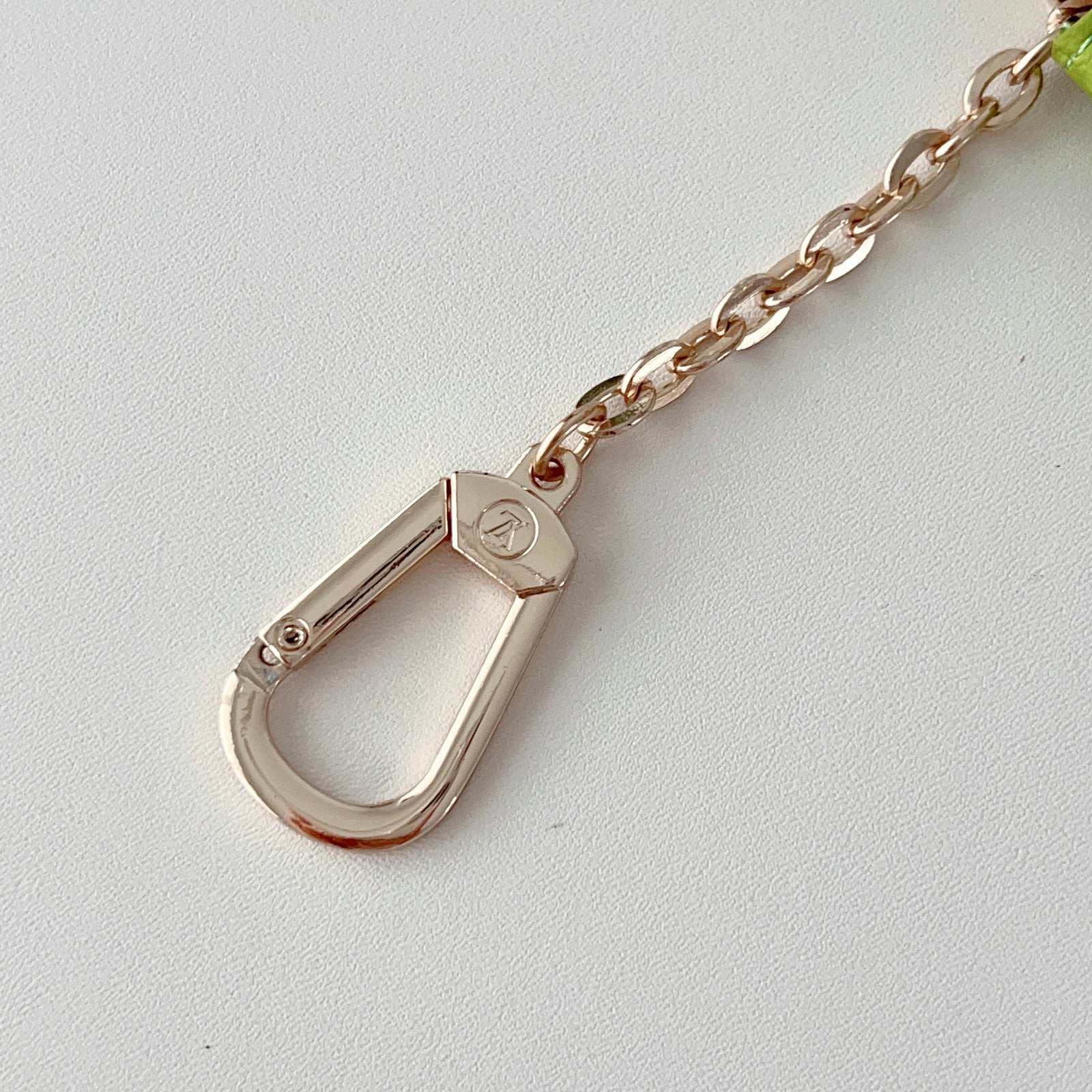 Buntes Münzgeldbörse mit Anhänger