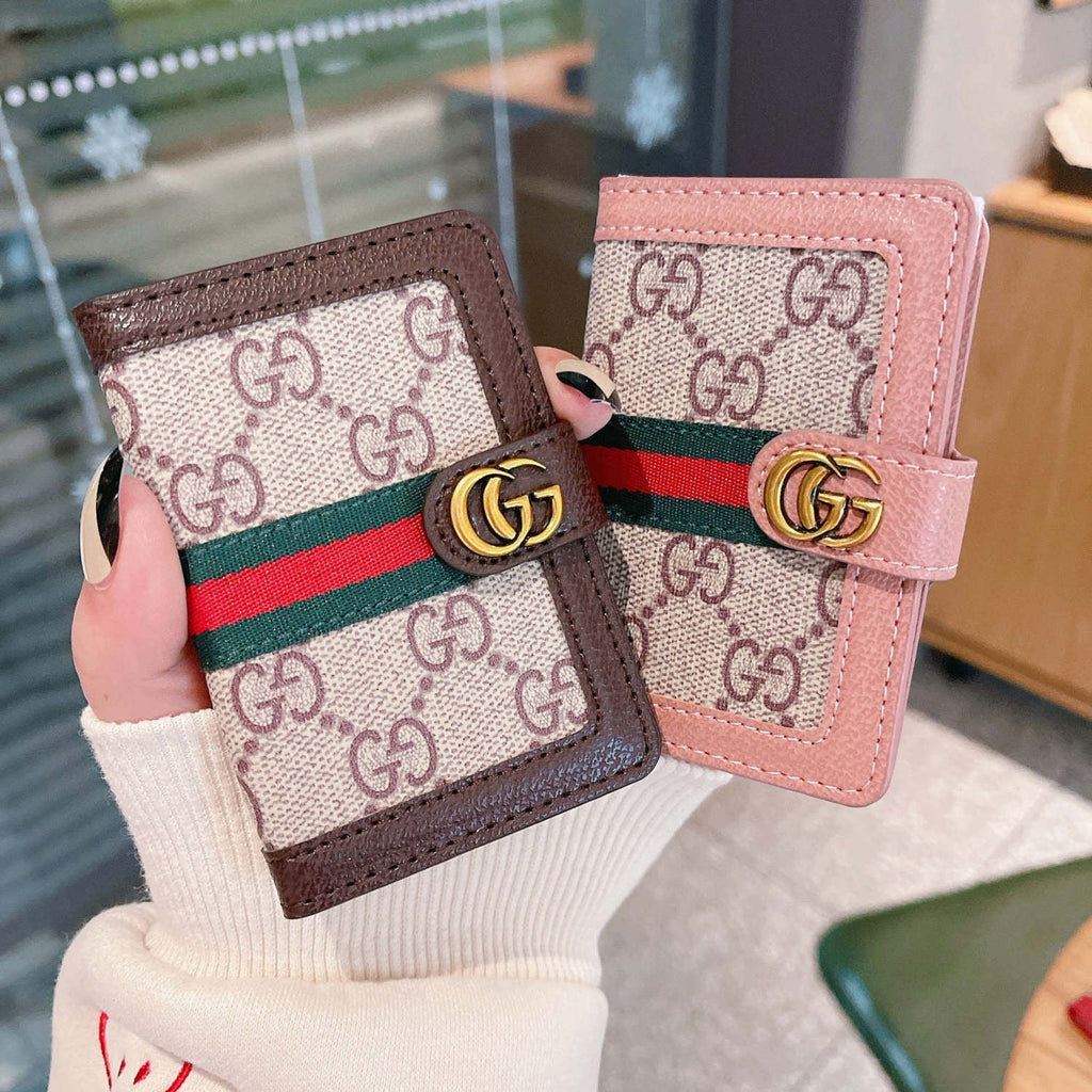 Kartenetui mit Retro-Print