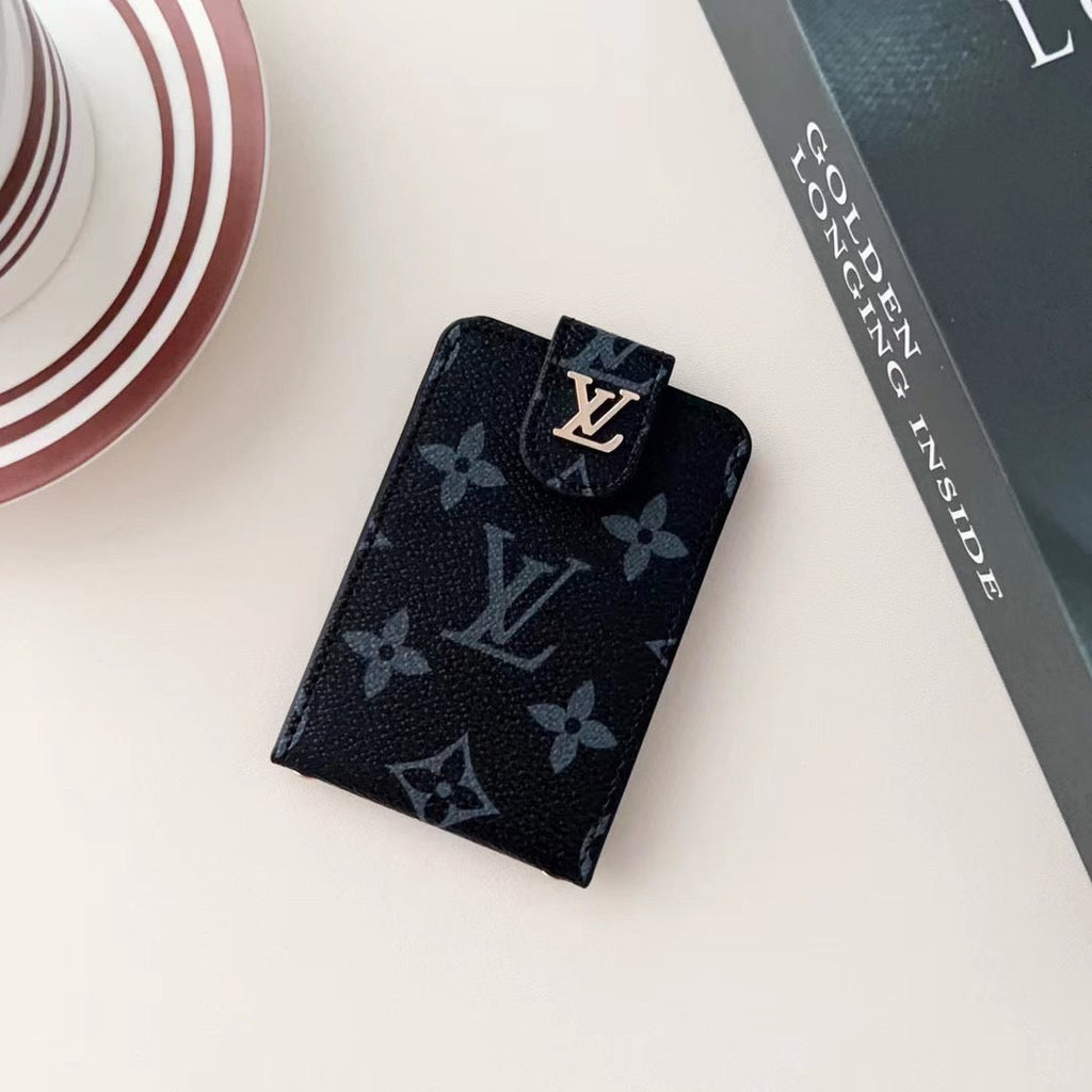 Modische Kartenhülle mit Kissen