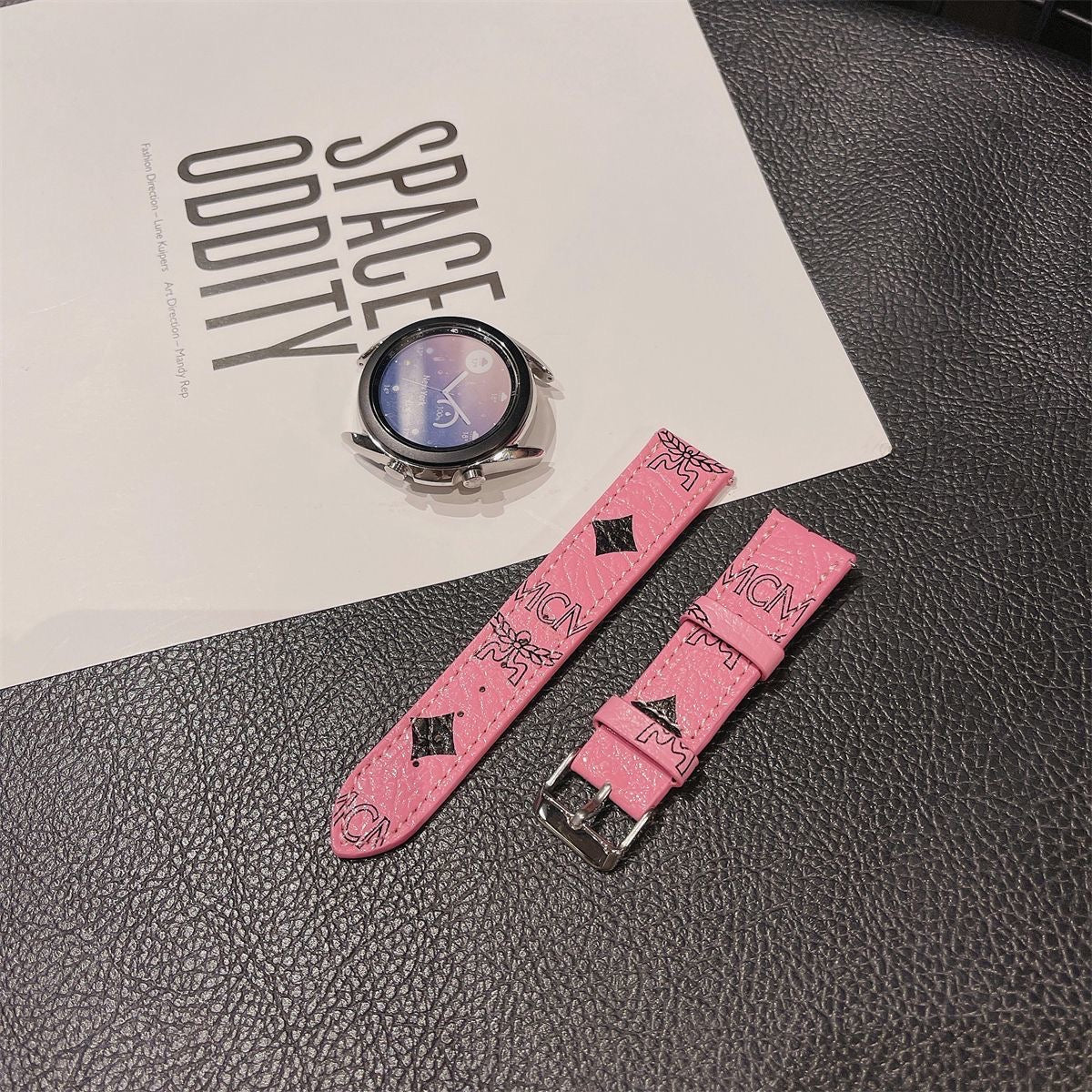 Charm Trendy Galaxy Uhrenarmbänder