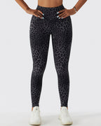 Nahtlose Leggings mit Leopardenmuster in Schwarz