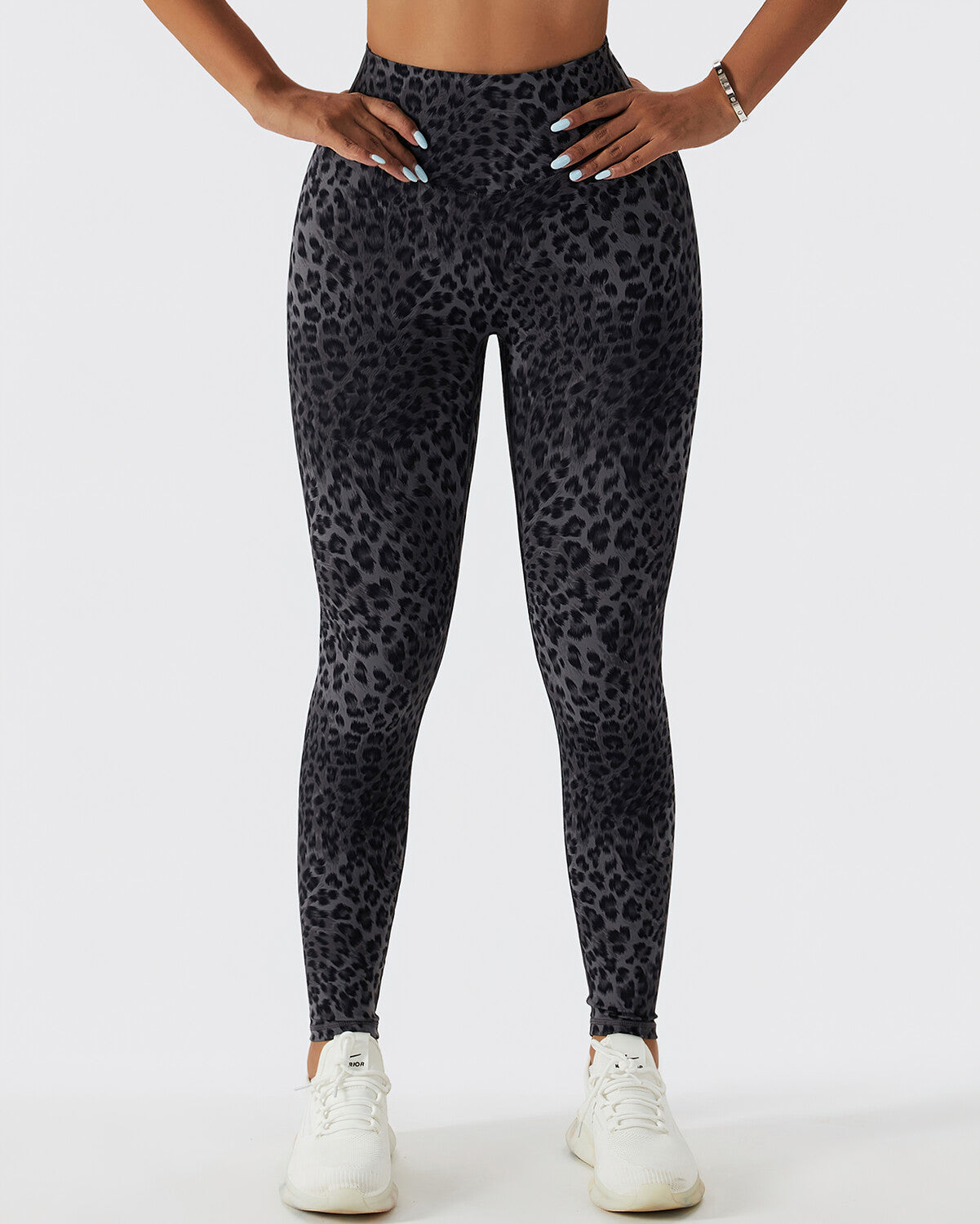 Nahtlose Leggings mit Leopardenmuster in Schwarz