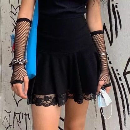 Y2K Black Mini Skirt In Lace Detail