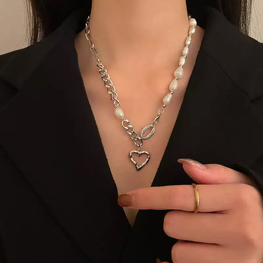 “Pearl Heart” Y2K Necklace