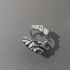 Gerüschter unregelmäßiger offener Ring 
