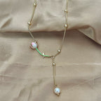 Flower Pendant Pearl Necklace