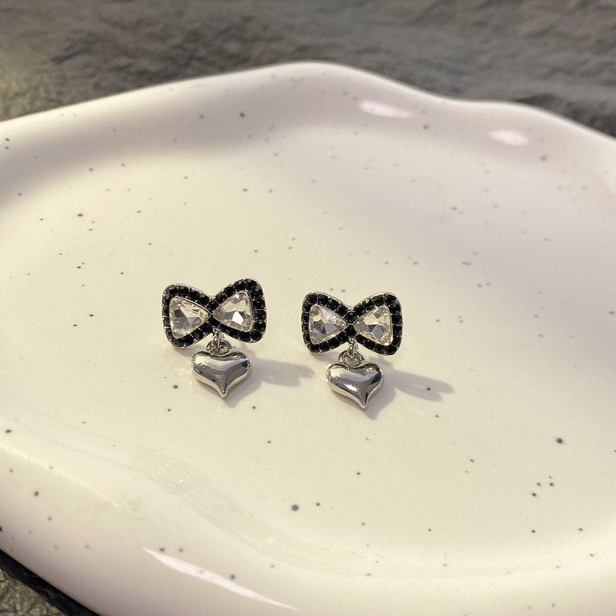Heart Pendant Bowknot Rhinestone Earrings