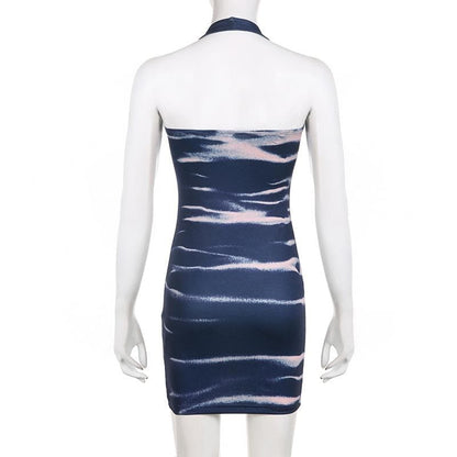 Batik-Neckholder-Minikleid mit U-Ausschnitt und rückenfreiem Kontrast