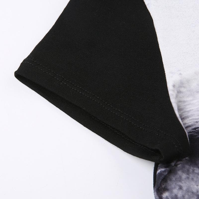Contrast print short sleeve crewneck crop top