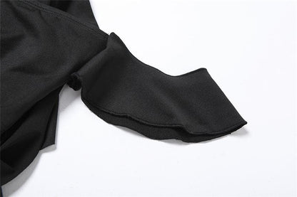 Top corto con volant, scollo a V, schiena nuda e nastro