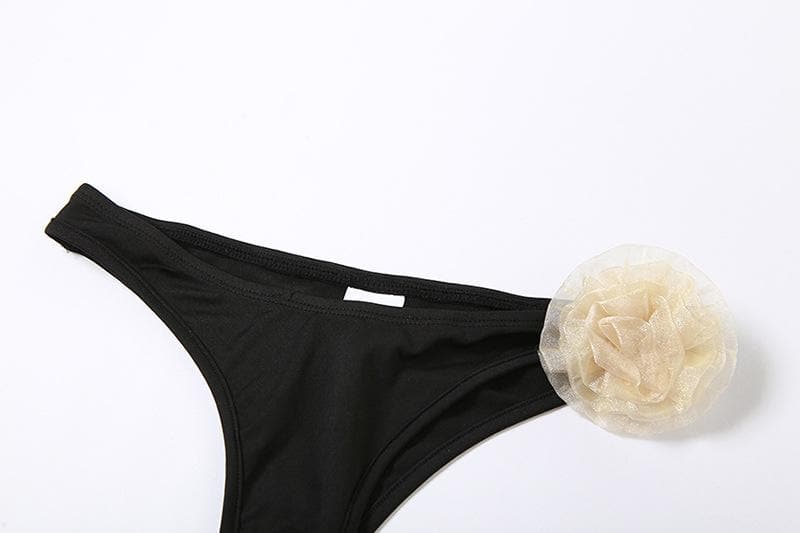 Rückenfreies Hosenset zum Selbstbinden mit Neckholder und Blumenapplikation