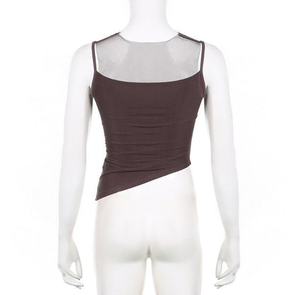 Ärmelloses Oberteil mit unregelmäßigem Wasserfallausschnitt und Netz-Patchwork 