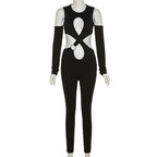 Einfarbiger Jumpsuit mit überkreuzten Ärmeln und ausgehöhlten Schultern und O-Ring 
