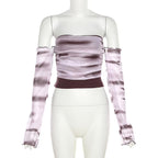 Top a maniche lunghe con volant e spalle scoperte in rete tie-dye arricciato 