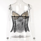 Top in pizzo con spalline sottili e allacciatura a V e schiena scoperta 