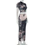 Completo gonna lunga a maniche corte con spacchi traforati e tie-dye in rete trasparente 