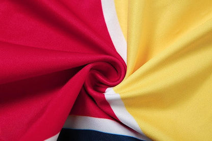 Ärmelloses Minikleid mit Rundhalsausschnitt und Kontrastdruck 