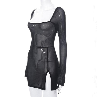 Transparentes, langärmliges Minikleid aus transparentem Netzstoff mit quadratischem Ausschnitt und Schlitz