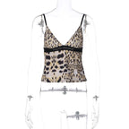 Top canotta con scollo a V e schiena scoperta, patchwork di perline e stampa leopardata 