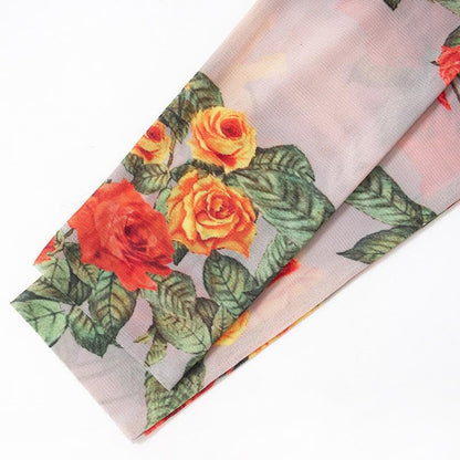 Maxikleid mit langen Ärmeln und transparentem Netzstoff im Kontrastmuster mit Blumenmuster 