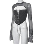 Top con corsetto, maniche svasate, scollo rotondo, schiena scoperta e lacci 