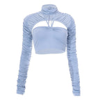 Top corto in due pezzi con collo alto, maniche lunghe e arricciate 