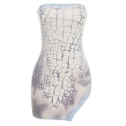 Tief ausgeschnittenes, unregelmäßiges Mini-Tube-Kleid mit Schlitz und Kontrastdruck