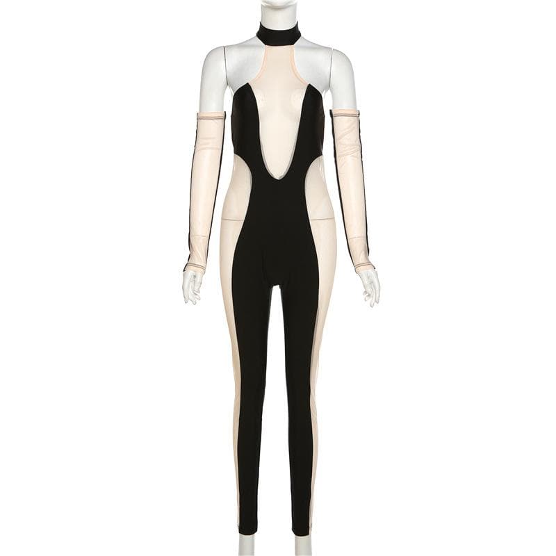 Rückenfreier Jumpsuit mit Neckholder und Netz-Patchwork und Kontrasthandschuhen