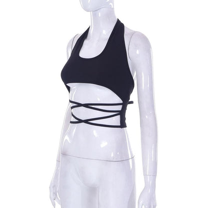 Einfarbiges, vorn überkreuztes Neckholder-Crop-Top zum Selbstbinden 