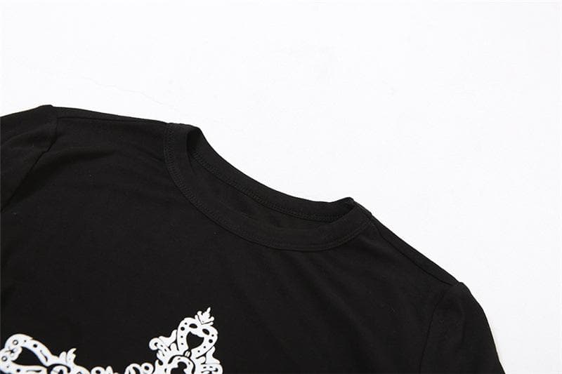 Short sleeve cross pattern crewneck contrast crop top