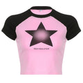 Top corto a maniche corte con scollo rotondo e patchwork a contrasto con motivo a stelle 